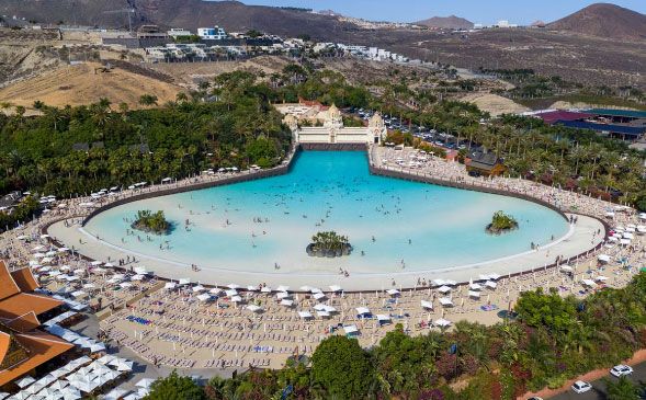 Loro Parque and Siam Park extend their opening hours from Monday to Sunday